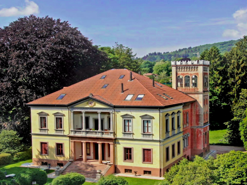 Villa Cadegliano — Cover